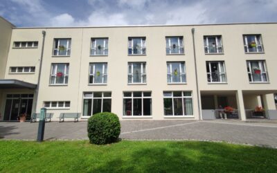 KHW Geschwenda: Blumengruß für AWO Pflegeheim in Stadtilm