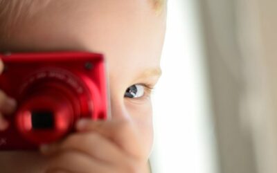 Arnstädter Bildungswerk verschenkt 100 Familien-Ferientaschen und ruft zu Kinder-Foto-Wettbewerb auf