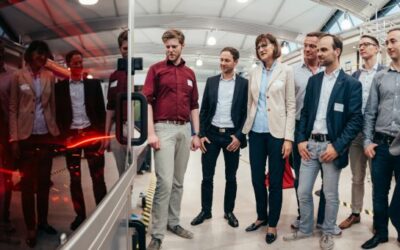 Vier Modellfabriken unterstützen kleine und mittelständische Unternehmen bei Digitalisierungsprojekten