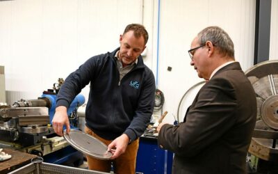 Laserfertigung und Metalldrücken