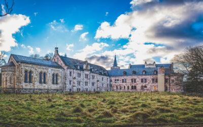 Schloss Reinhardsbrunn: Sicherungs- und Instandsetzungsmaßnahmen schreiten weiter voran – LEG erarbeitet Nutzungsstudie