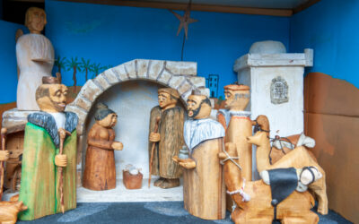 Weihnachtskrippen vom Wangenheimer Hobbyschnitzer
