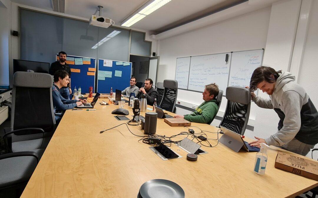 Ein „Energietrainer“ für die TU Ilmenau: Studierende präsentieren Ergebnisse eines dreitägigen Hackathons zur Energie- und Innovationsforschung