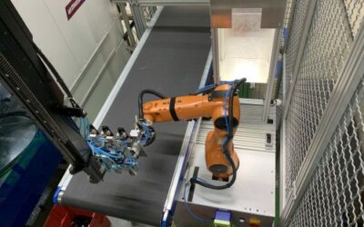 Goldmedaille auf der iENA 2023 für das robotergestützte Prüfsystem zur Inline-Prüfung von Spritzgußteilen
